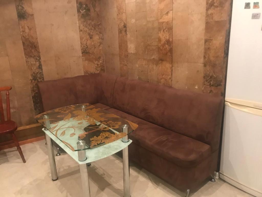 DESYATINNAYA Hostel Kiev Buitenkant foto